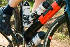 Kaptive 10 Carbon Water Bottle Cage For Gravel And Mountain Bikes -Cycling Gear KAPTIVE 10 4