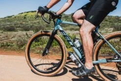 Kaptive 14 Carbon Water Bottle Cage For Gravel And Mountain Bikes -Cycling Gear KAPTIVE 14 6